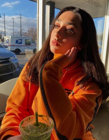 Isa Curry
