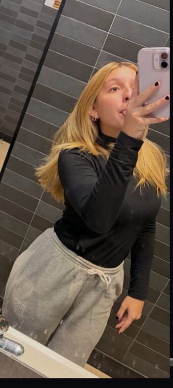 Full leaked Isa leal private photo