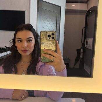 Full leaked Isabella gomez private photo