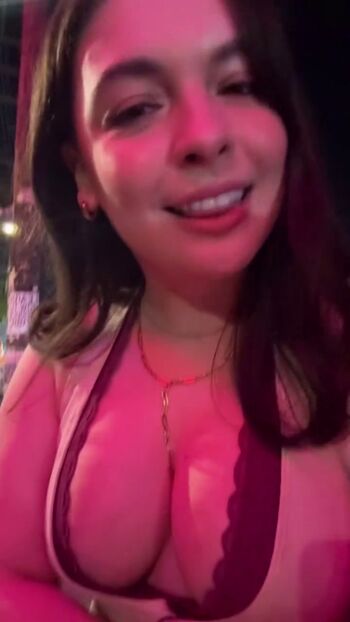 Full leaked Isabella gomez private photo
