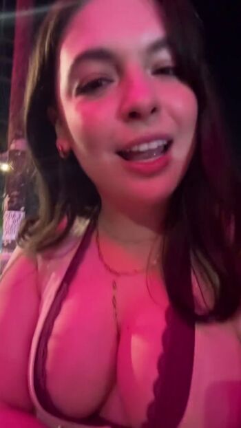 Full leaked Isabella gomez private photo