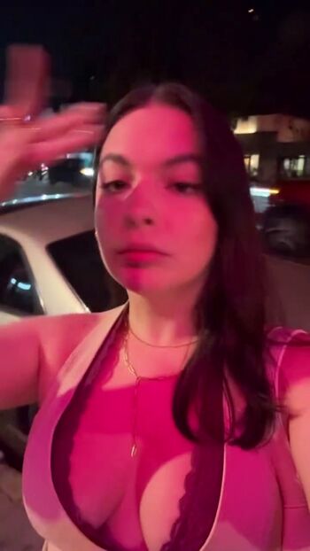 Full leaked Isabella gomez private photo
