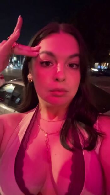 Full leaked Isabella gomez private photo