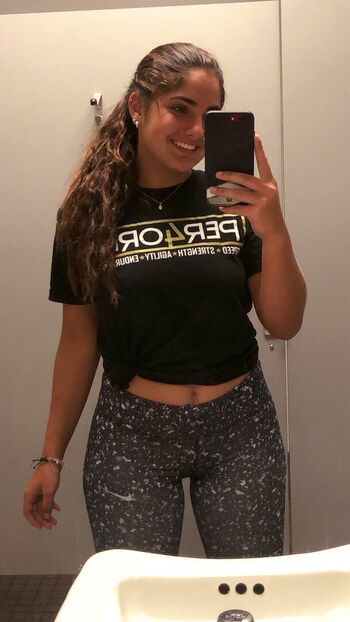 Isabella Ladera