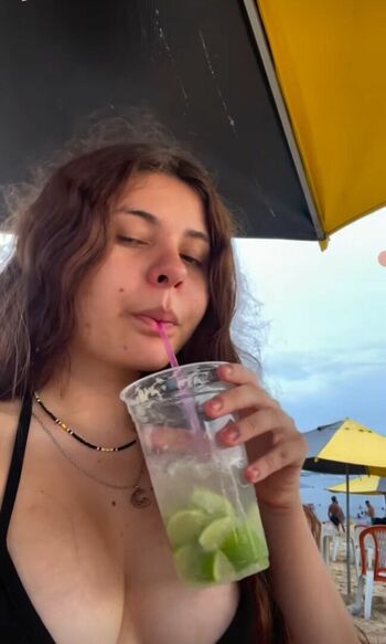 Full leaked Isainfelizmente private photo