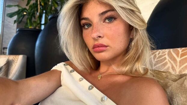 Full leaked Isasaboll private photo