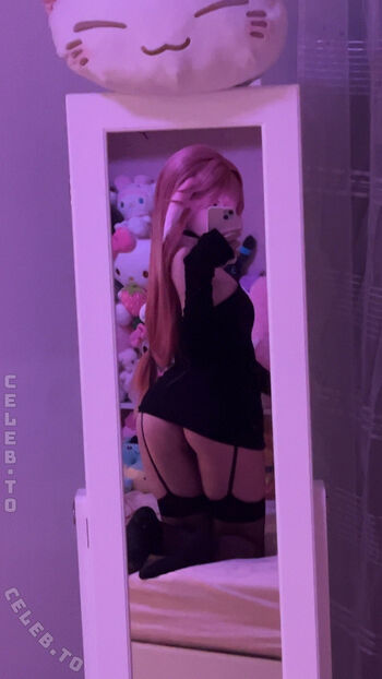 Full leaked Isi cosplay page private photo