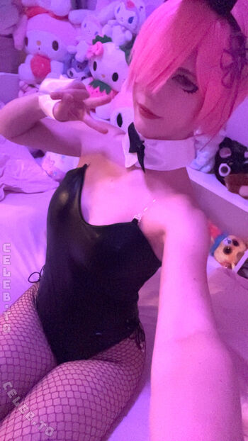 Full leaked Isi cosplay private photo