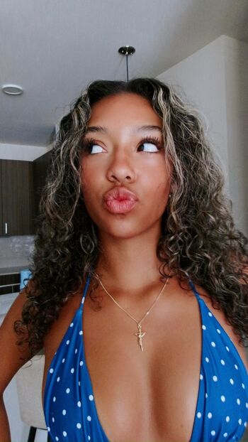 Full leaked Isiennafletcher private photo