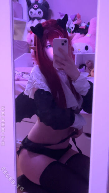 Full leaked Isii cos private photo