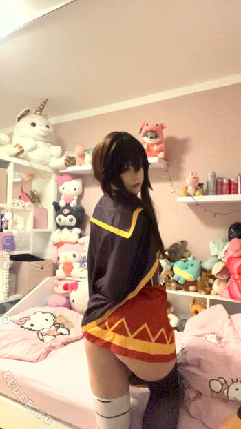 Full leaked Isii cos private photo