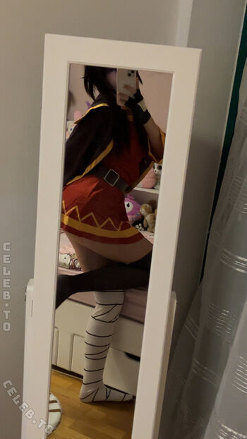 Full leaked Isii cos private photo