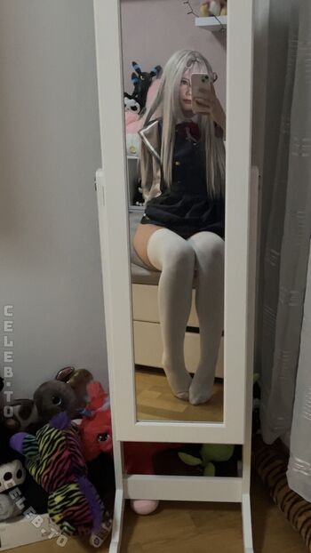 Full leaked Isii cos private photo