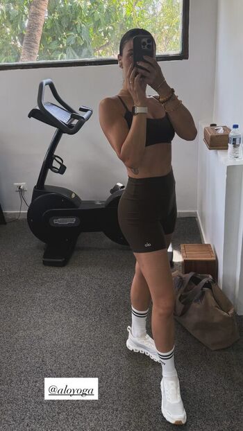 Isis Valverde