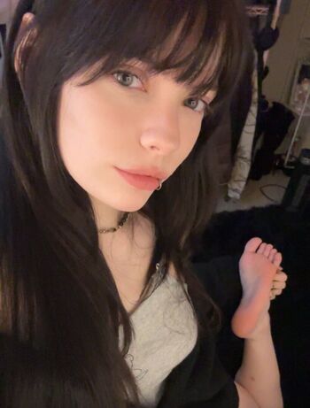 Full leaked Isizzly page private photo