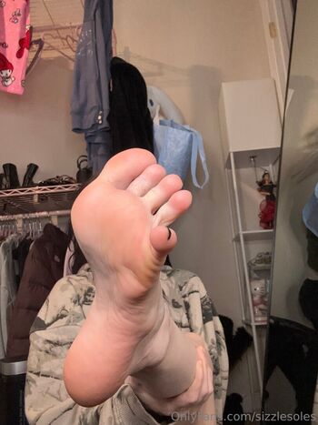 Full leaked Isizzly page private photo
