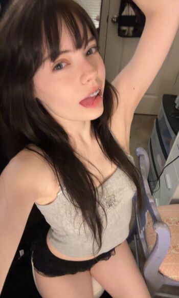 Full leaked Isizzly private photo