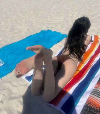 Full leaked Isizzly private photo