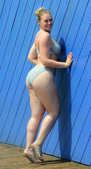 Iskra Lawrence