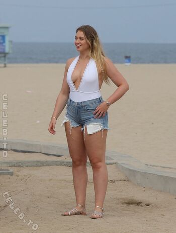 Full leaked Iskra lawrence private photo