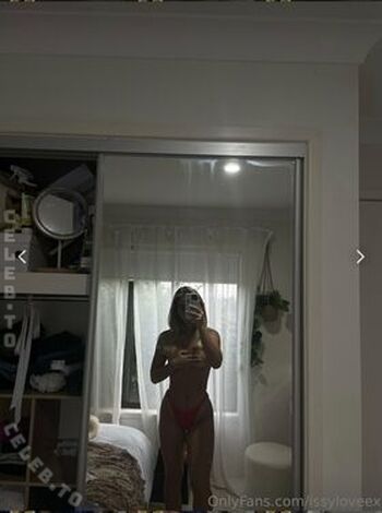 Full leaked Issy chan private photo
