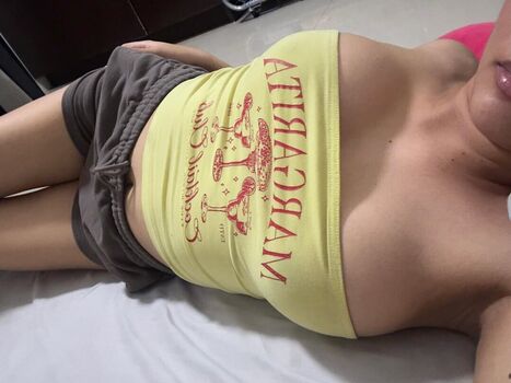 itgurl_aya