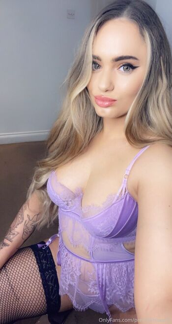 Full leaked Itsabbiee private photo