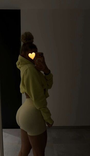 Full leaked Itsangelaa private photo