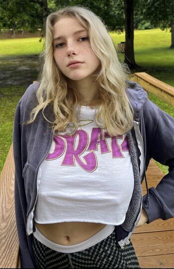 Full leaked Itsbumblebea private photo