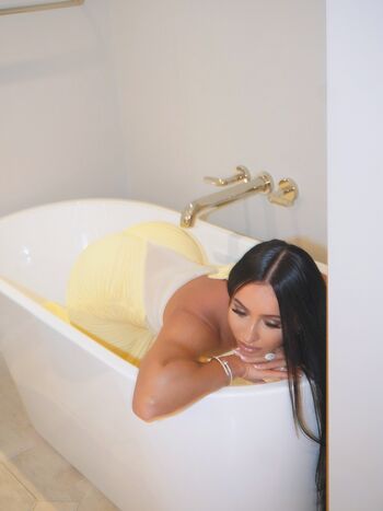 Full leaked Itskhrysss page private photo