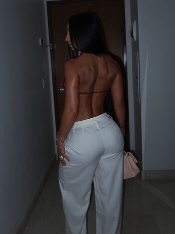 Full leaked Itskhrysss private photo