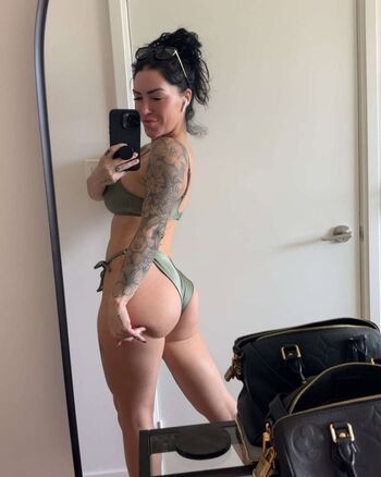 Full leaked Itskylie private photo