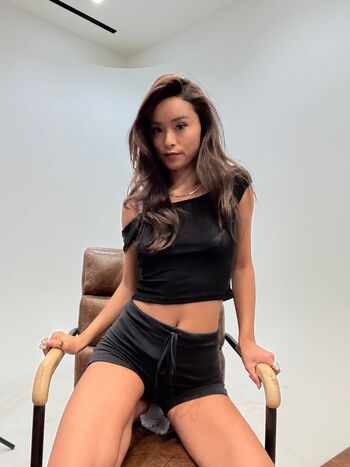 Full leaked Itslaaurr  page private photo