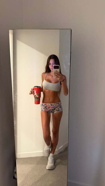 Full leaked Itsleahblack private photo