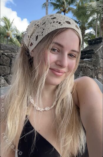 Full leaked Itsmisabell page private photo