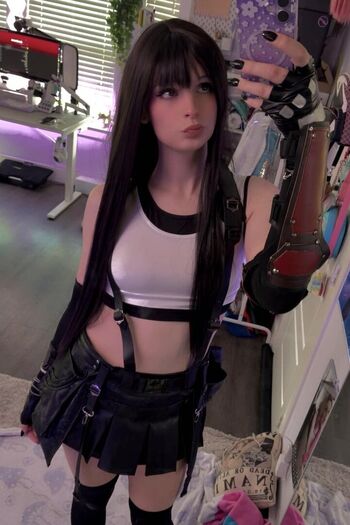 Full leaked Itspeachybunnn private photo