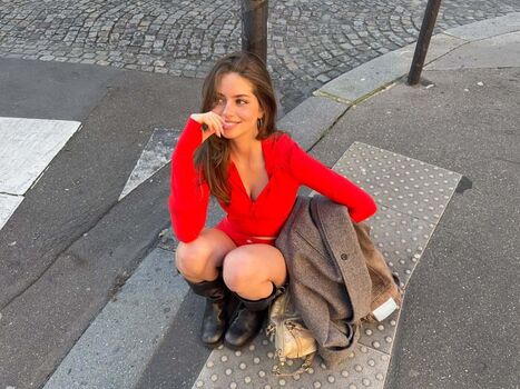 Full leaked Itssluciaf private photo