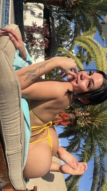 Full leaked Itssmaribaby private photo
