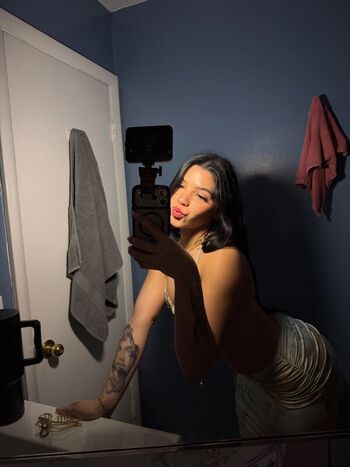 Full leaked Itssmaribaby private photo