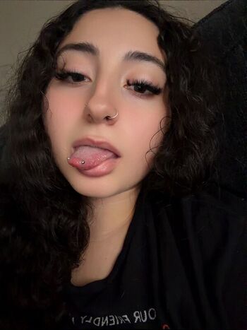 Full leaked Itssohawt private photo