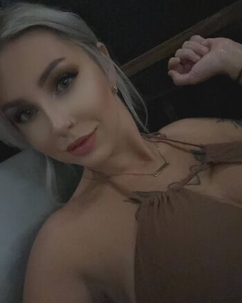 Full leaked Itssstaraaa private photo