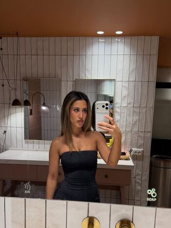 Full leaked Itstalia private photo