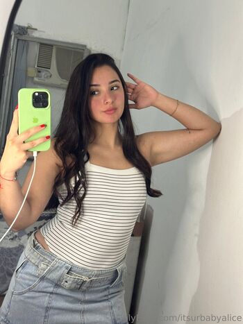Full leaked Itsurbabyalice private photo
