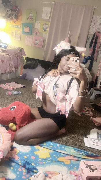 Full leaked Ittlevil private photo