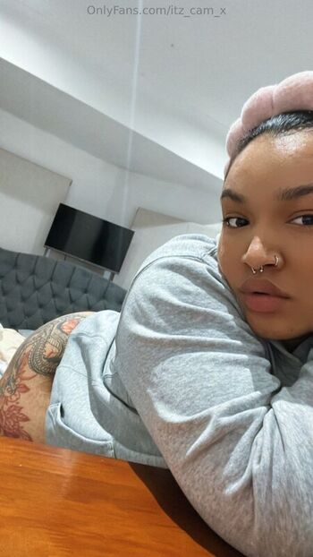 Full leaked Itz cam x private photo