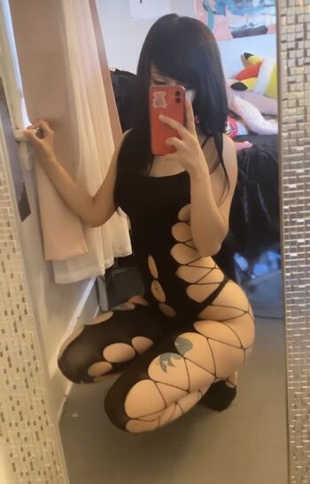 Full leaked Itzombie private photo