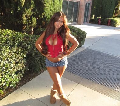Full leaked Ivanlunaaaa private photo