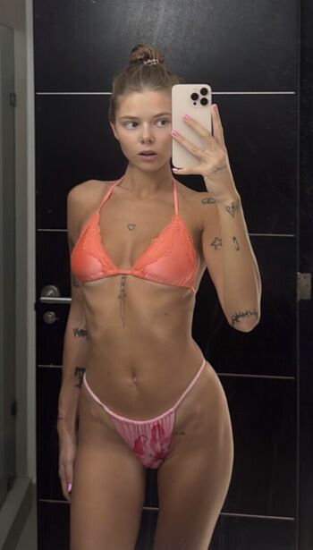 Full leaked Ivasimmetria private photo