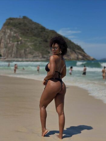 Full leaked Ivi pizzott private photo