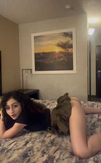 Full leaked Ivyval private photo